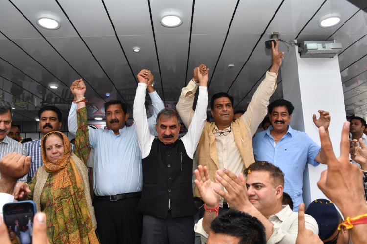 सरकार बनाने के सपने छोड़ अपने 9 विधायकों की चिंता करें जयराम : मुख्यमंत्री