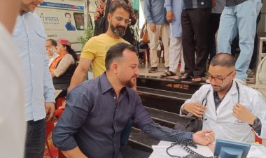 सेवा पखवाड़े” के तहत जिला हमीरपुर में किया गया स्वास्थ्य जांच शिविर का आयोजन