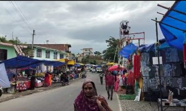 संकट में पड़ गया सायर मेला लदरौर का वजूद,  अस्थाई दुकानदारों से हजारों की वसूली कर रहे स्थाई दुकानदार