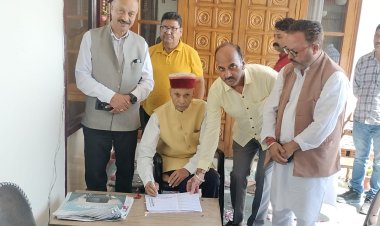 भोरंज मंडल ने पूर्व मुख्यमंत्री प्रोफेसर प्रेम कुमार धूमल से की भाजपा की सक्रिय सदस्यता अभियान की शुरुआत