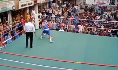 गांधी चौक हमीरपुर में पुरुषों की 53वें सीनियर स्टेट बॉक्सिंग चैंपियनशिप का शुभारंभ