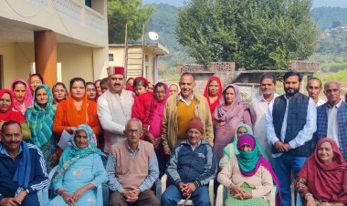 विधायक का लोहडर पंचायत में भव्य स्वागत, विधायक आपके द्वार कार्यक्रम के तहत जनता की समस्याओं का त्वरित समाधान