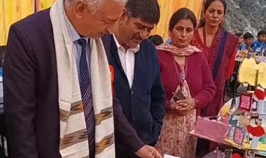 अपनी पसंद का कैरियर चुनें और लक्ष्य पर ध्यान केंद्रित करते हुए जीवन में वांछित लक्ष्यों को प्राप्त करने के लिए काम करें’: कंवर