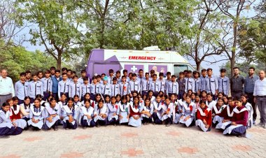 बाल दिवस पर सांसद मोबाईल स्वास्थ्य सेवा ने जांचा 1232 छात्रों का स्वास्थ्य