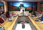 आम लोगों के कल्याण को सर्वोच्च प्राथमिकता दें अधिकारी-कर्मचारी