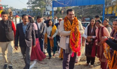 सरकारी शिक्षण संस्थानों को बेहतरीन बनाने में सरकार के साथ जन सहयोग भी अति आवश्यक : डॉक्टर पुष्पेंद्र वर्मा