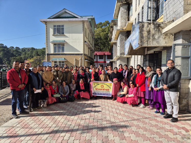 पंचायत प्रतिनिधियों, आंगनवाड़ी और आशा वर्कर्स को बताईं महिला विकास एवं सशक्तिकरण योजनाएं