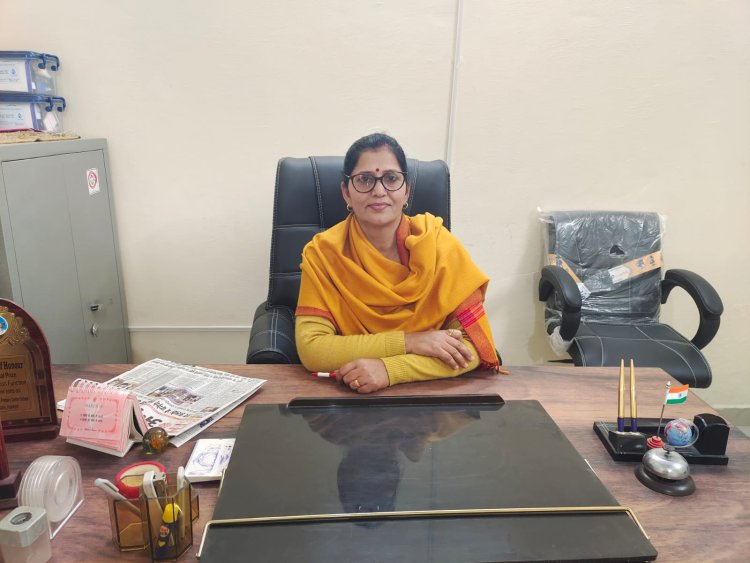 ग्राम पंचायत में आवारा पागल कुत्तों से ग्रामीण परेशान, पशुधन भी खतरे में- उषा बिरला