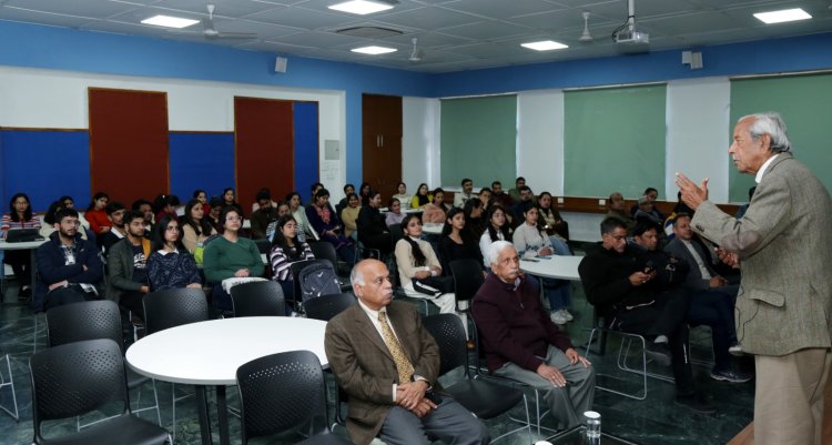 शूलिनी विवि विकास और विज्ञान के प्रेरक डार्विन का जन्मदिन मनाया गया