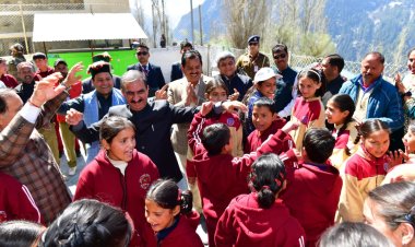 मुख्यमंत्री ने बालिका आश्रम किलाड़ का किया दौरा