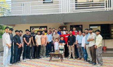 हमीरपुर में धूमधाम से मनाया विधायक आशीष शर्मा का जन्मदिन