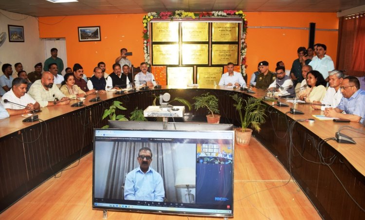 मुख्यमंत्री ने बिलासपुर के लिए आठ बड़ी परियोजनाओं का लोकार्पण किया