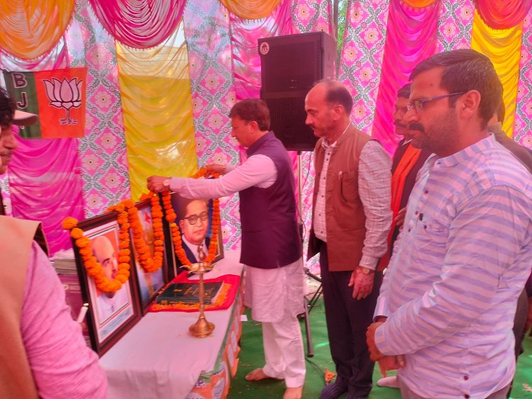भारत का संविधान बनाने वाले भीम थे, दुनिया को जगाने वाले भीम थे, हमने तो इतिहास पढ़ा है, और इतिहास बनाने वाले डॉक्टर भीम थे
