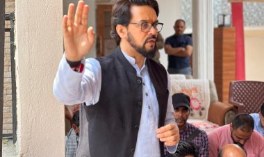 चबूतरा भूस्खलन मामला; अनुराग ठाकुर ने प्रशासन से प्रभावित परिवारों की सुरक्षा के लिए त्वरित कार्रवाई करने को कहा