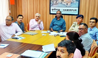 हमीरपुर में आपदा प्रबंधन पर आयोजित हुई महत्वपूर्ण बैठक