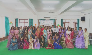 आईटीआई की छात्राओं ने तैयार किए लेडीज सूट के कई शानदार डिजाइन