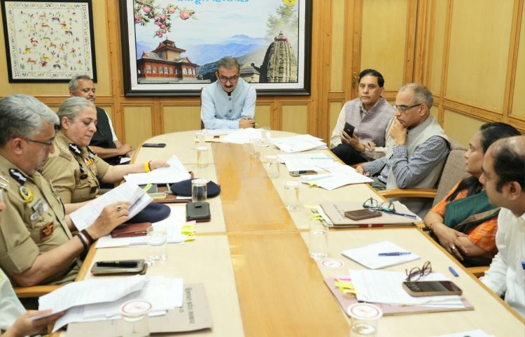 मुख्यमंत्री ने बादल फटने की बढ़ती घटनाओं का अध्ययन करने की आवश्यकता पर बल दिया