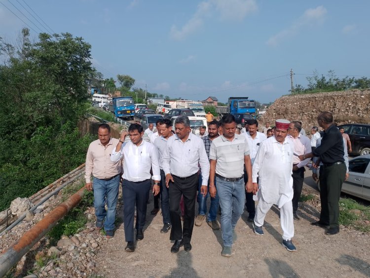 विधायक सुरेश कुमार और कैप्टन रणजीत सिंह ने हाईवे के अधिकारियों को दिए कड़े निर्देश