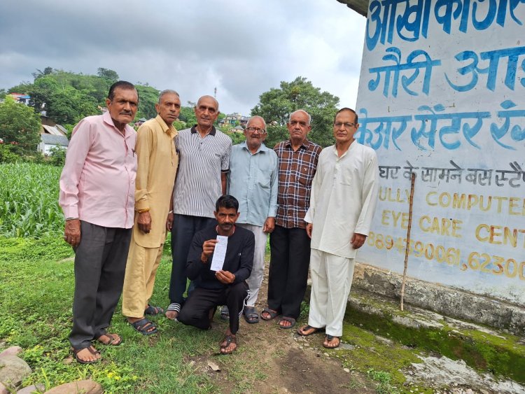 लगदेवी गांववासियों ने दिखाई मानवता की मिसाल, बाढ़ पीड़ितों के लिए ₹37,700 की सहायता राशि CM राहत कोष में भेजी