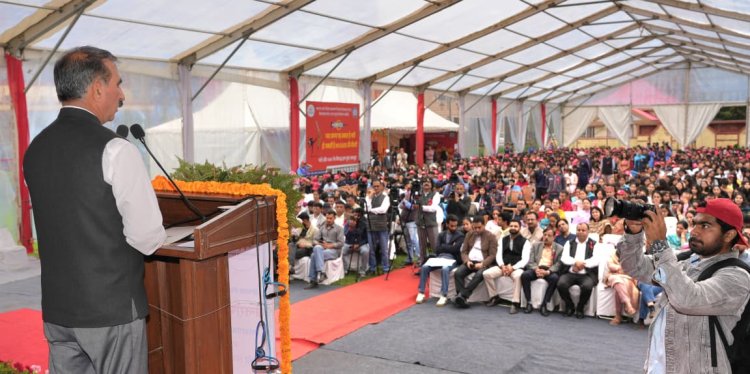 युवाओं का भविष्य राज्य के भविष्य से जुड़ा है: मुख्यमंत्री