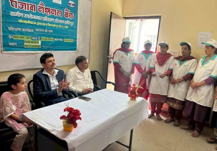 आरसेटी में 34 महिलाओं ने सीखी मशरूम की खेती