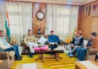 विक्रमादित्य सिंह ने प्रेम कुमार धूमल से की भेंट, रंजना के परिजनों को ढांढस बंधाया