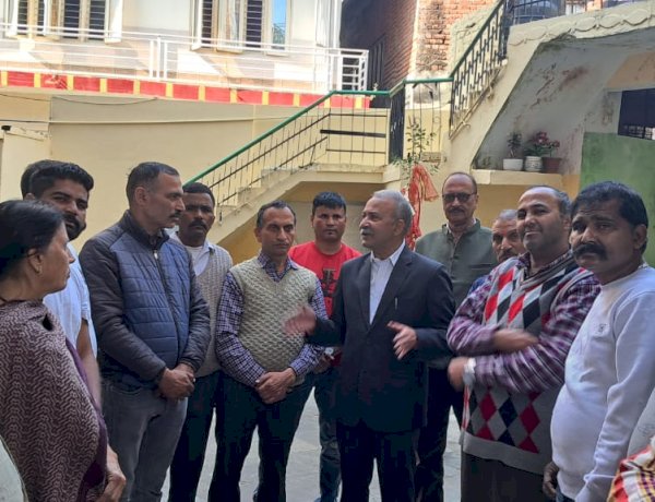 सुनील शर्मा बिट्टू से मिले रेहड़ी-फहड़ीधारक