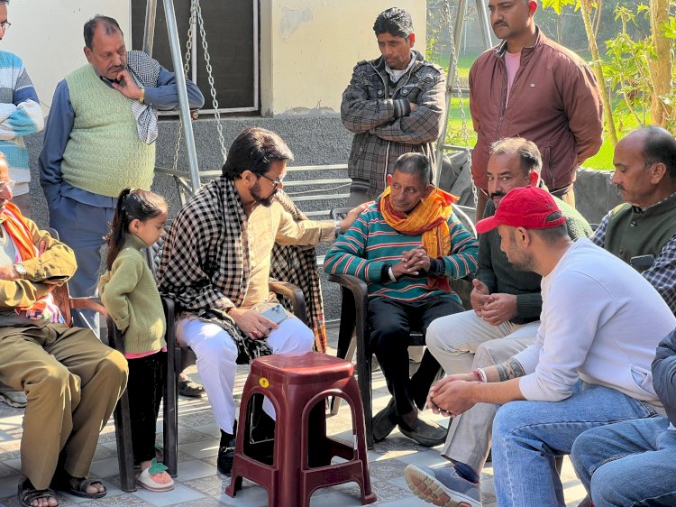 अनुराग ठाकुर ने गोलू व उसके परिवार से की मुलाकात