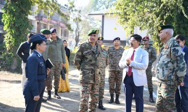 लेफ्टिनेंट जनरल मनोज कुमार कटियार ने किया सैनिक स्कूल का दौरा