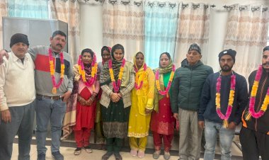 नौहंगी पंचायत में भाजपा को झटका, कांग्रेस में शामिल हुए ग्रामीण