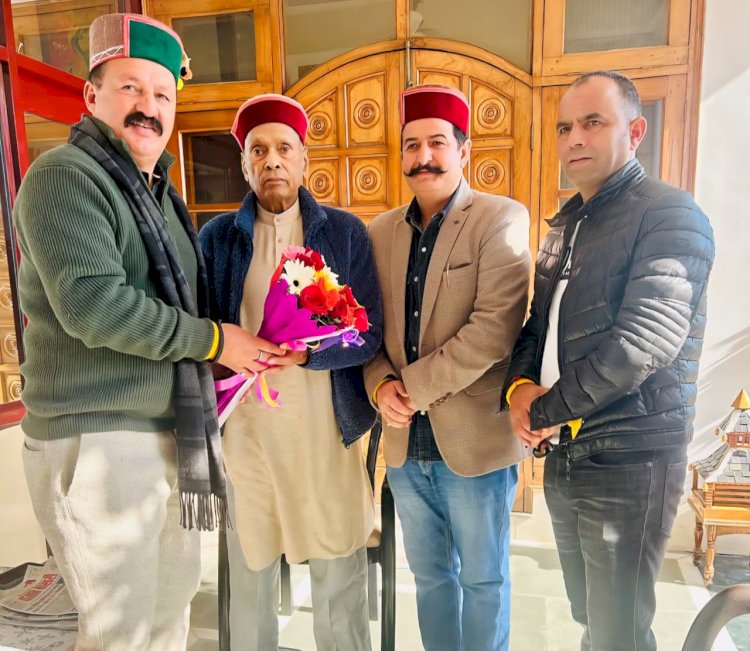 हिमाचल प्रदेश कबड्डी संघ के पदाधिकारियों ने प्रोफेसर धूमल से की शिष्टाचार भेंट