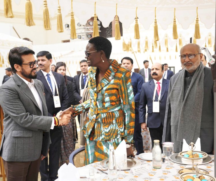 वैश्विक मंच पर वैश्विक नेटवर्क को सुदृढ़ करने में भारत की अहम भूमिका: अनुराग ठाकुर