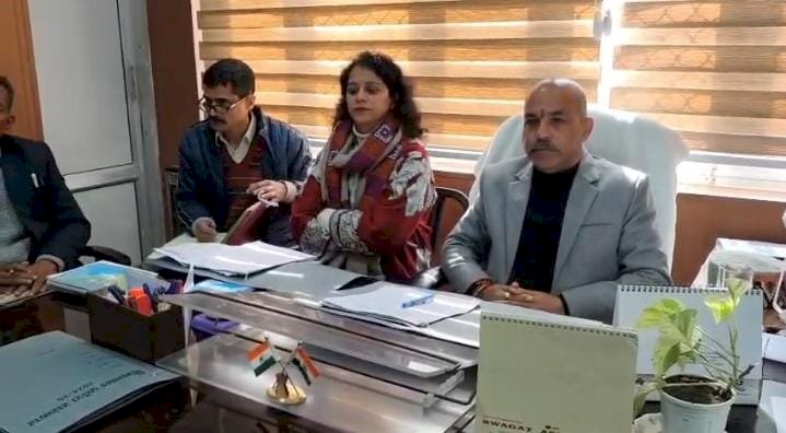 अजय शर्मा ने की एपीएमसी की बैठक की अध्यक्षता