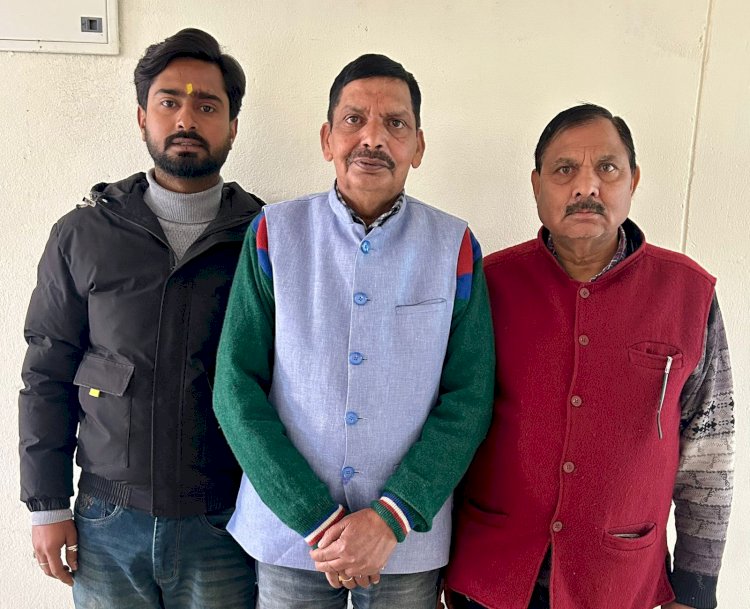 भारतीय जनता पार्टी शोध प्रकोष्ठ के संयोजक डा० विनय कुमार सोनी और सह संयोजक रोबिन डटवालिया ने शोध प्रकोष्ठ मण्डल कार्यकरियों की घोषणा की