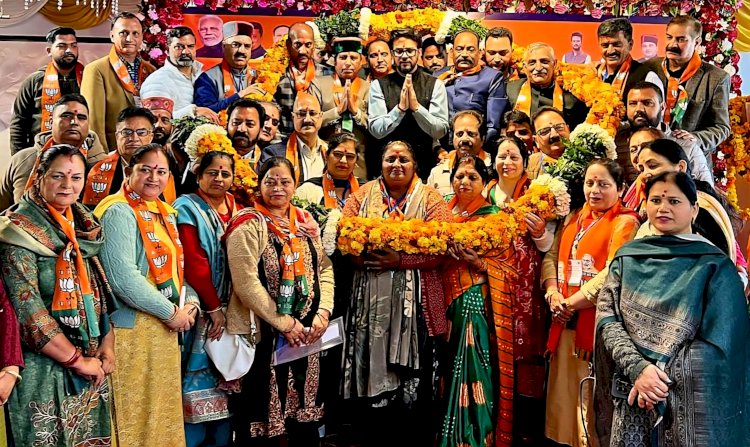 हमीरपुर में अनुराग ठाकुर का राहुल गांधी पर तीखा हमला