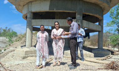 डीसी गंधर्वा राठौड़ ने किया सबसे बड़ी निर्माणाधीन पेयजल परियोजना का निरीक्षण