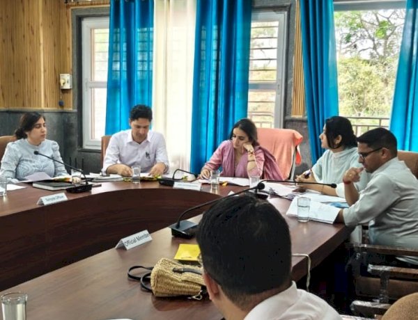 उपायुक्त गंधर्वा राठौड़ ने की साडा की बैठक की अध्यक्षता