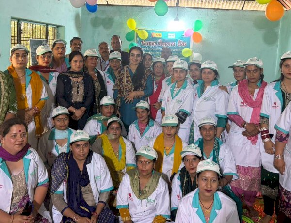 उपायुक्त गंधर्वा राठौड़ ने किया आरसेटी के प्रशिक्षण शिविर का निरीक्षण, महिलाओं का मार्गदर्शन किया