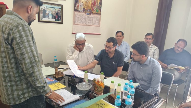 एडीसी ने किया नशा निवारण केंद्रों का निरीक्षण, संचालकों को दिए निर्देश