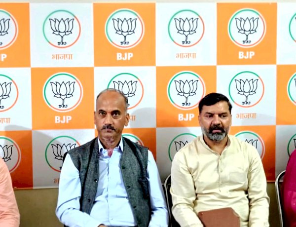 सांसद रत्न अवॉर्ड से दूसरी बार सम्मानित होने पर भाजपा जिला हमीरपुर ने अनुराग सिंह ठाकुर को दी बधाई
