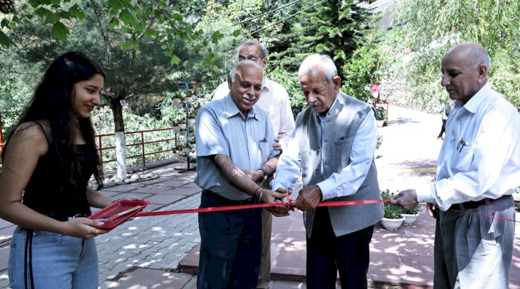 शूलिनी विश्वविद्यालय में डिज़ाइन प्रदर्शनी में रचनात्मकता और नवाचार का प्रदर्शन
