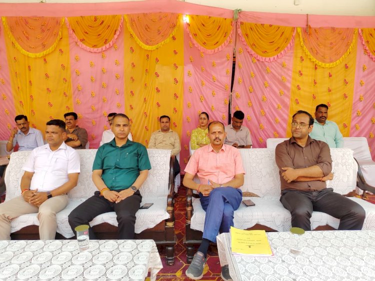 भोरंज में एआरओ, पीठासीन और मतदान अधिकारियों को करवाया पूर्वाभ्यास