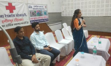 नशा विरोधी मुहिम में विद्यार्थी, शिक्षक और अभिभावक दें योगदान संवाद कार्यक्रम के दौरान उपायुक्त गंधर्वा राठौड़ ने की अपील