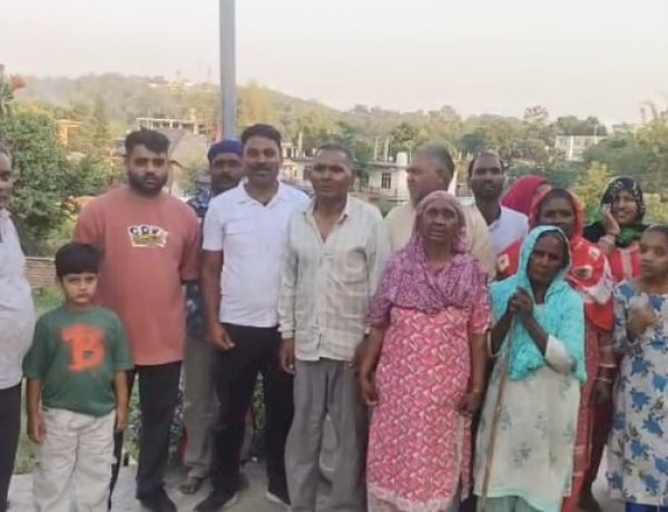 जटेहड़ी पंचायत में 120 सोलर लाइटें स्थापित, नरेश कुमार दर्जी ने निभाया चुनावी वादा