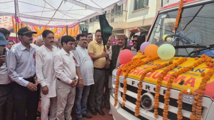 सुजानपुर अस्पताल को मिली आधुनिक एम्बुलेंस, स्वास्थ्य सेवाओं में आया ऐतिहासिक बदलाव : कैप्टन रणजीत सिंह