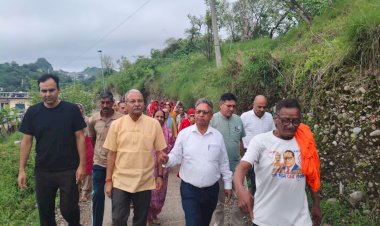 सुनील शर्मा बिट्टू ने कोठी गांव में सड़क की समस्या के समाधान के लिए आवश्यक कदम उठाने का दिया आश्वासन