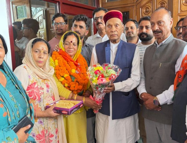 जनसेवा को सर्वोच्च प्राथमिकता बनाकर करें कार्य, जनता के विश्वास पर खरा उतरना सबसे बड़ा दायित्व: प्रो. प्रेम कुमार धूमल