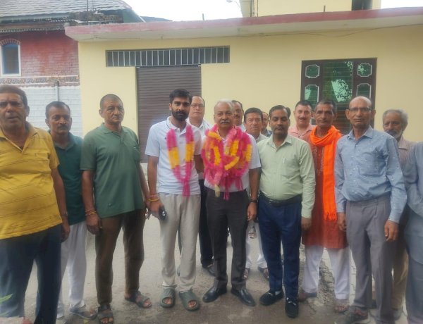 सुनील शर्मा बिट्टू ने सनेड़ और फाफन में सुनीं जनसमस्याएं