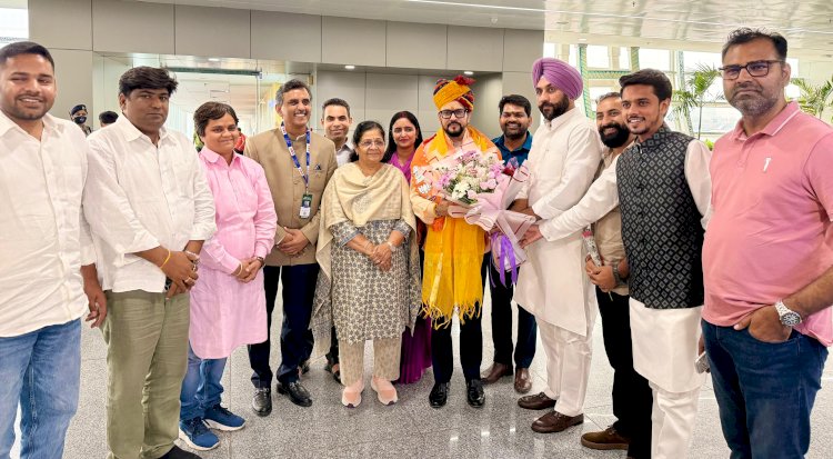 भारतीय आभूषण, डिज़ाइन व प्रतिभा को वैश्विक मंचों तक पहुँचाने का लें संकल्प: अनुराग सिंह ठाकुर