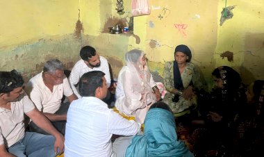 शोक संतप्त परिवार से मिले नरेश कुमार दर्जी, आर्थिक सहायता प्रदान कर दिया हरसंभव सहयोग का भरोसा